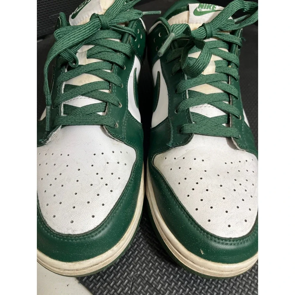Nike good preowned